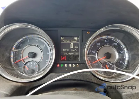 2016 Chrysler Town & Country Touring из США, поврежденный, VIN 2C4RC1BG3GR281676